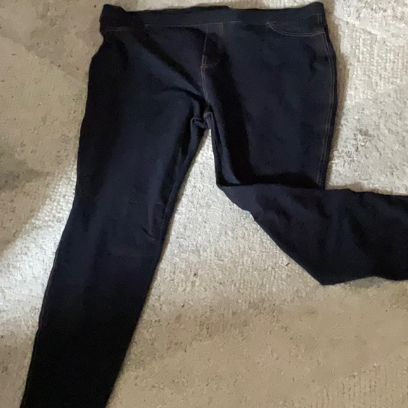 Stretch Jeggings - Picture 1 of 4